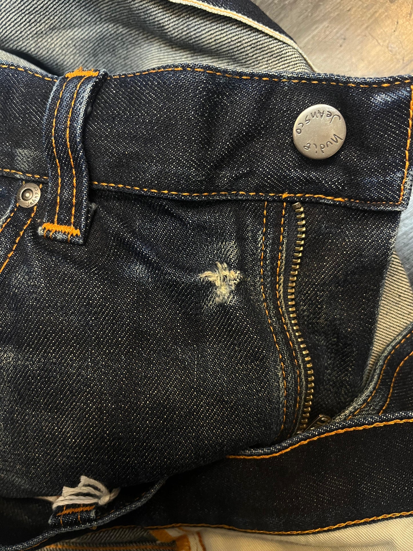 Small Tear Repair – Minor Damage Fix