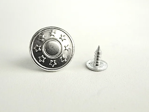 Screw-on button for jeans